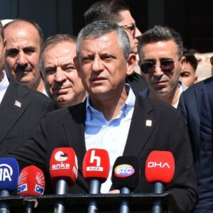 ozgur ozel sindirginin bir beklentisi var buranin hizlica afet bolgesi ilan edilmesi gerekiyor jl4jUFrn