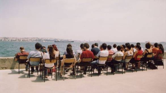 90lardan beri halidayiz sergisi salt beyoglunda mart 2026ya kadar gorulebilecek X24N3Waw