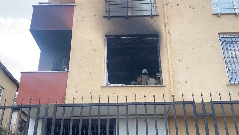 atasehirde 5 katli binada yangin t7AwlcP6