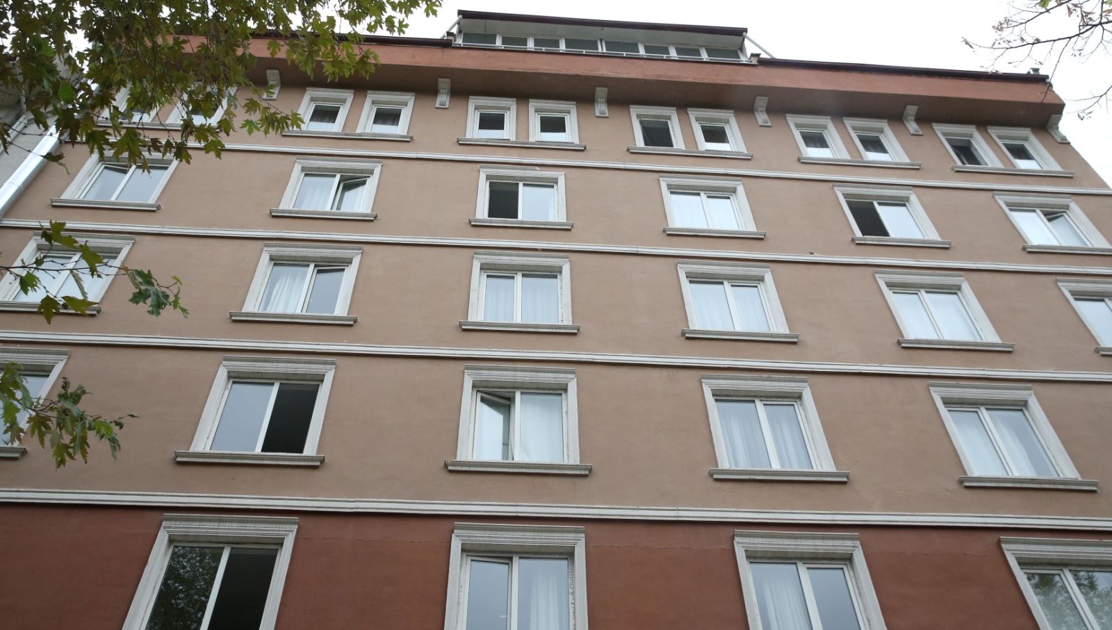 kastamonuda otelin penceresinden dusen kadin hayatini kaybetti LScTVrxt