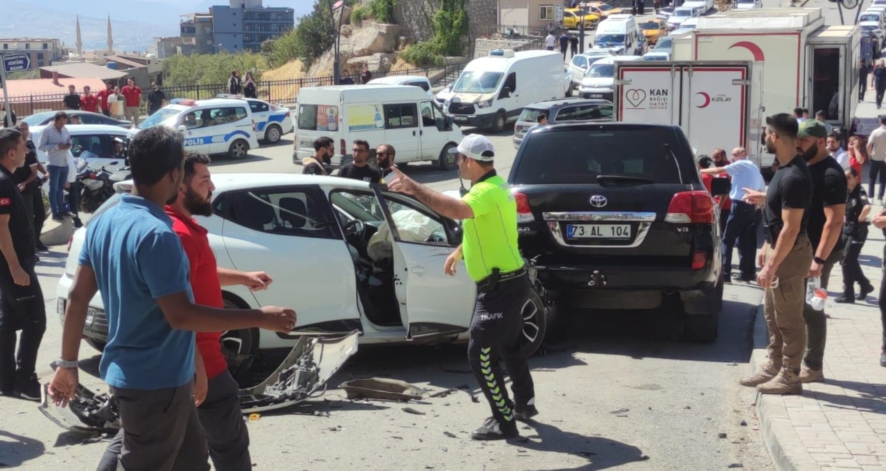 sirnakta zincirleme kaza 3 yarali E8XSjQws