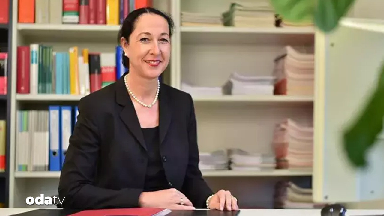 almanyada yeni belediye baskanina bicakli saldiri durumu kritik scbqtEcB