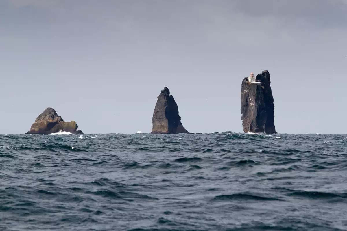 okyanusun ortasina insa edildi gormek isteyenin en ufak bir hatasi dahi olumle sonuclaniyor 8YkTzwy6.jpg