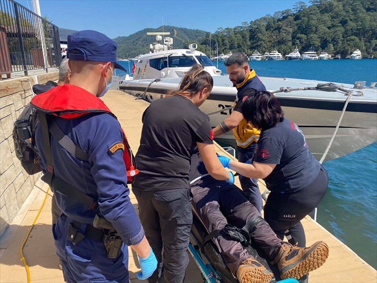 Fethiye Koyunda Hastalanan Vatandaş Kurtarıldı